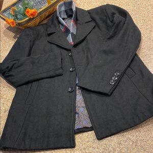 LITONPLO Black Lined Button Coat With Detachable Scarf  Unsure of Size/Content